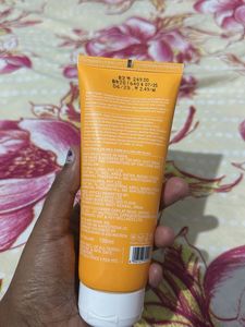 Vitamin C+E Super Bright Gel Face Wash