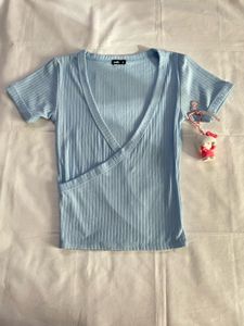 2 Trendy Tops💙