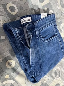 Wide Leg Cargo Jeans