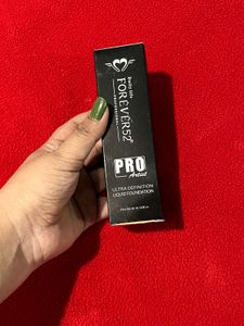 Forever 52 Pro Artist Liquid Foundation