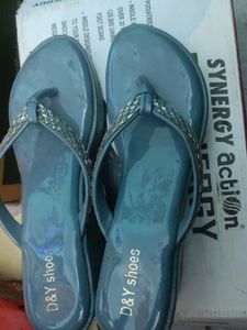 D&amp;Y Shoes Beaded Flip Flops
