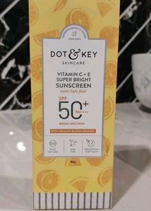 Dot & Key VitaminC +E Super Bright Sunscreen SPF50