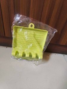 Green Kitchen Utensil Rest