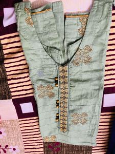 5 Kurtis - Great Deal!