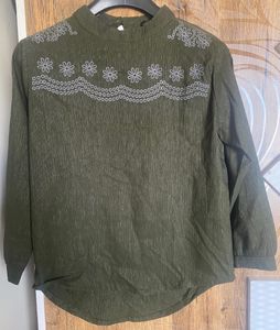 Women’s Green Embroidered Top