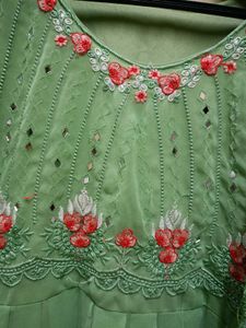 Elegant Green Kurta Set Condition Good