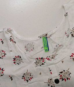 White Kurti