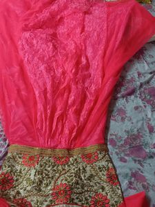 A Beautiful Gown 😊😍🥰.