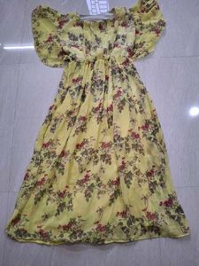 Combo of 2 dresses🌻