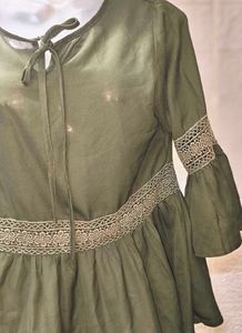 🎁Buy 1, Get 1 Free🎁Size M/ L Olive Green Top