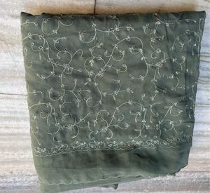 Dec Sale 🔥Traditional  Saree With Blouse