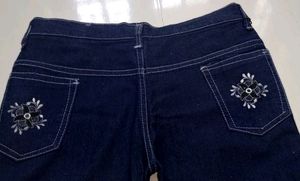 Women&#39;s Jeans New And Unused .
