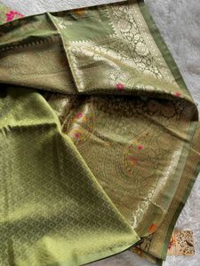 Elegant Olive Green Banarasi Dola Silk Saree❤️