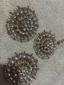 Kundan Earrings with Maang Tikka Set