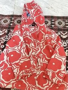 FLAT 29 DELIVERY💥 Girls Branded Sweater.