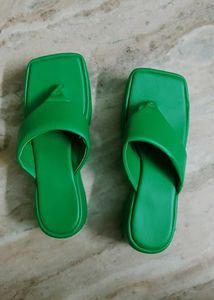 Green Square Toe Thong Sandals