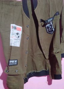 Branded Jocket 2 or 3 Wear Awesome Quality Guys 💞