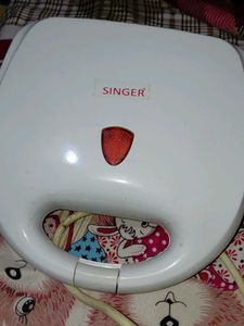 Singer Sandwich Maker