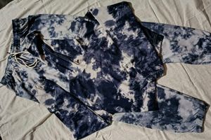 Tie-Dye Jogger Sweatpants with tshirt( M Size)