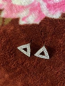 Women Stons Earrings
