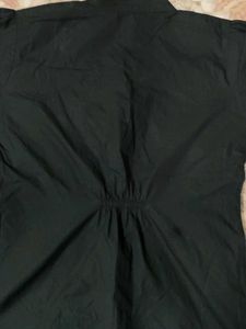 Solid Black Snatched Back Shirt