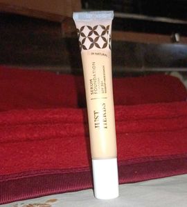 Serum Foundation Dewy Finish SPF30