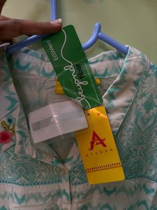 Flower Child Kurta with adjustable belt