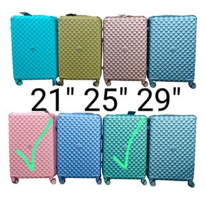 Stylish Diamond Pattern Luggage Set