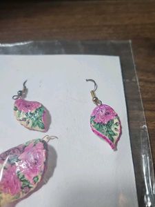 hand painted  Drop Earrings and neckpiece