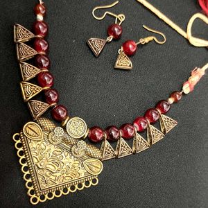 Unique Necklace and Earring Set