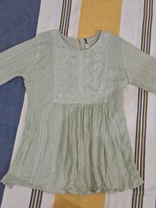 Embroidered Green short Kurta