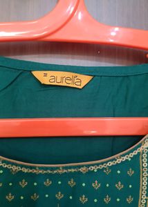 Green Kurti