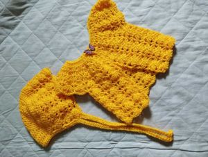 Cute Baby 0- 6 Months Cardigan And Cap
