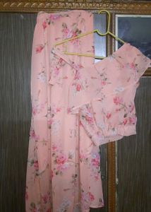 Floral Coord Set Of Skirt And Crop Top