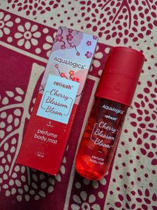 Aqualogica Refresh Cherry Blossom Bloom Body Mist