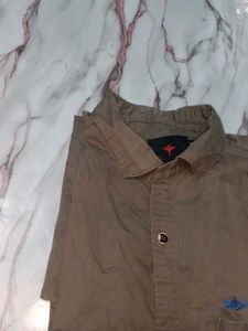 Men&#39;s Casual Shirt