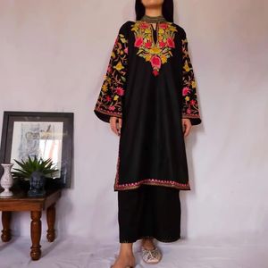 Kashmiri Kurti