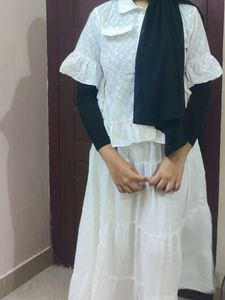 WHITE TOP AND SKIRT BOTTOM (NO INNER)