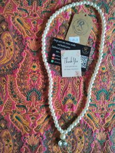 Pearl Beaded Necklace