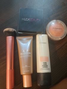 Makeup Bundle (Assorted)