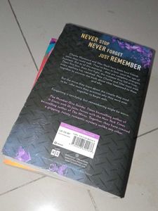 Colleen Hoover Books: Heart Bones &amp;  Neve