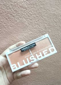 Make-up Revolution Duo Blush