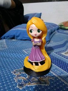Rapunzel Figure 💛