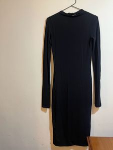 H&amp;M Black Bodycon Dress Rarely Worn