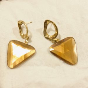 Golden Classy Earrings