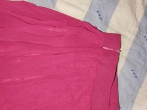 Hot Pink medium length Skirt 🍒