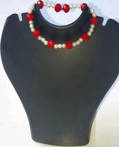 Braslate eyerring Red,Cream adjustable unique ston