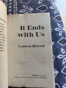 It Ends With Us - Colleen Hoover