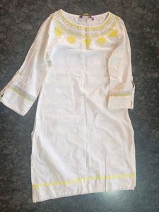 Elegant Embroidered Kurta