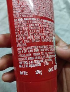 Lakme Blush &amp; Glow Face Wash Buy faster 😜